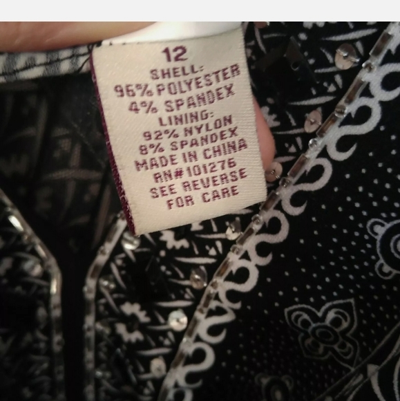 Yvos Floral Dress - Picture 7 of 12